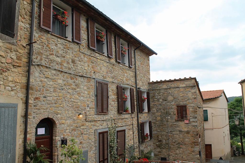 Casa Vacanze In Borgo Monteverdi Marittimo Εξωτερικό φωτογραφία