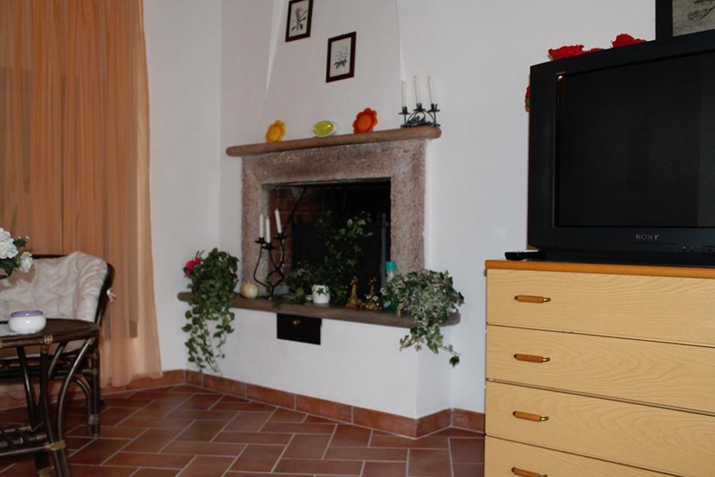 Casa Vacanze In Borgo Monteverdi Marittimo Εξωτερικό φωτογραφία
